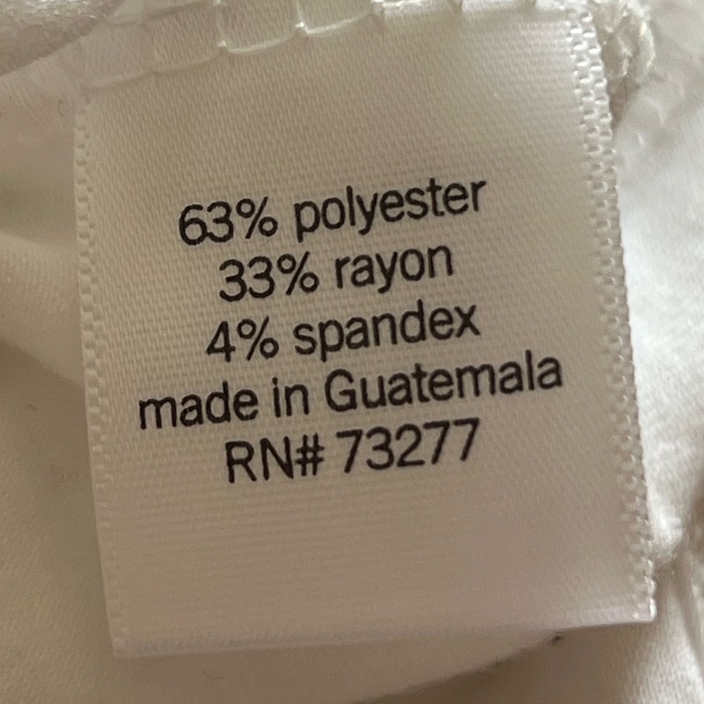 Kohl’s So Women’s Favorite Crew White T-shirt Size Small - Picture 5 of 5